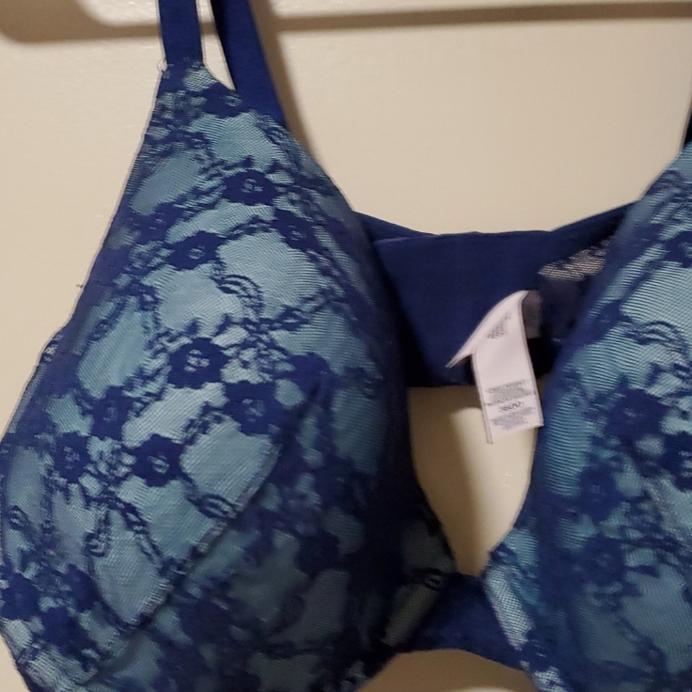 Bra - Picture 2 of 4